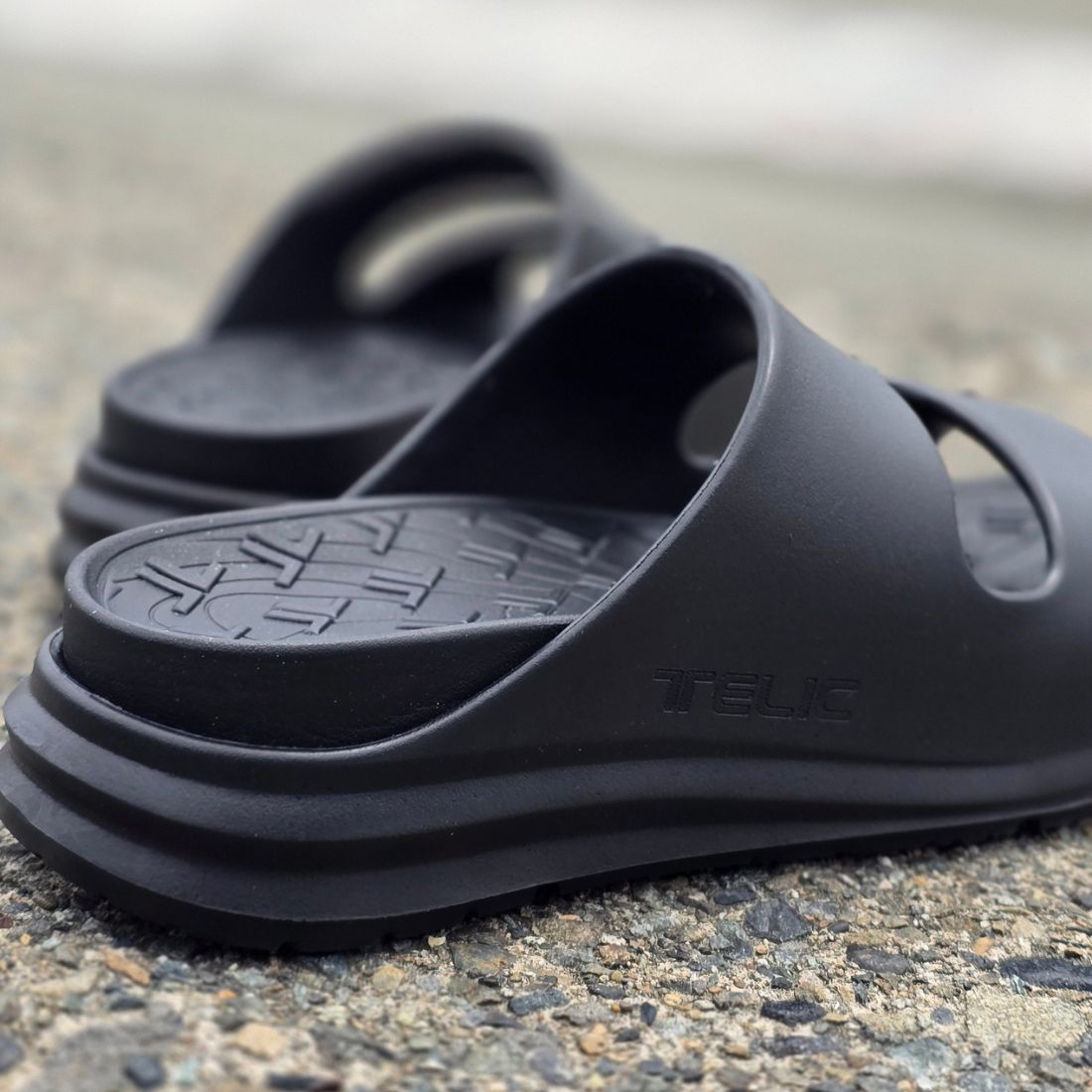TELIC MANOA マノア 限定 リカバリーサンダル M 黒 リカバリーサンダル MANOA｜TELIC（テリック）公式オンラインストア
