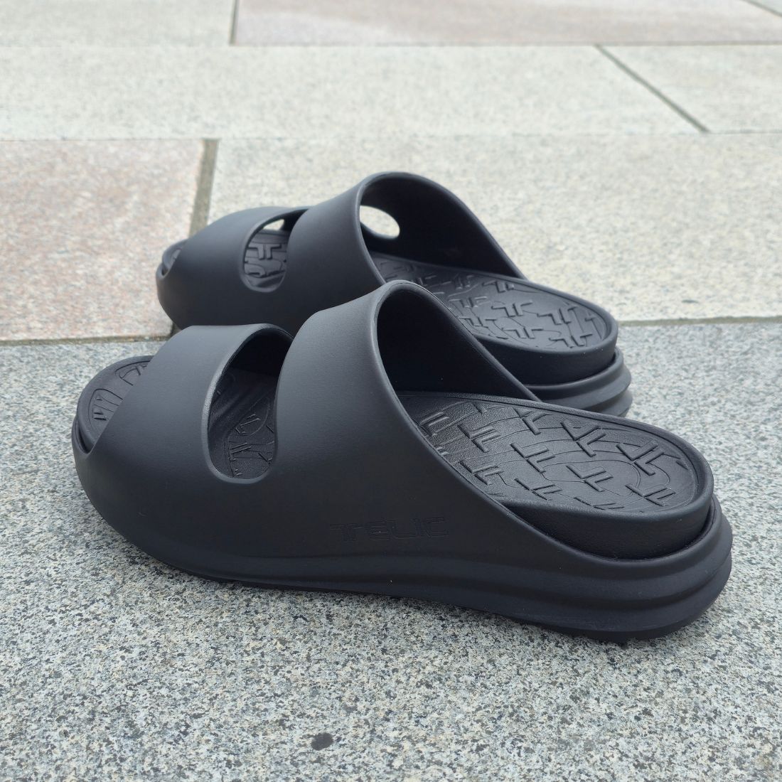 TELIC MANOA マノア 限定 リカバリーサンダル M 黒 リカバリーサンダル MANOA｜TELIC（テリック）公式オンラインストア
