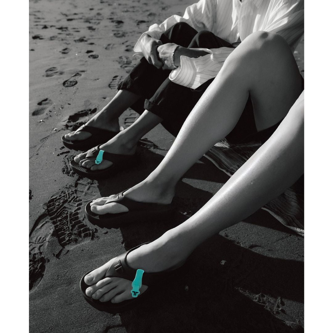 GDC × TELIC W-FLIP SHARK SANDALS TELIC